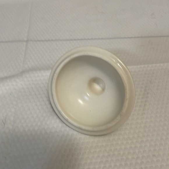 Pfaltzgraff Tea Rose Design Sugar Jar with Lid - Picture 6 of 8